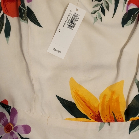 COPY - Old Navy Tropial Dress - Picture 2 of 3